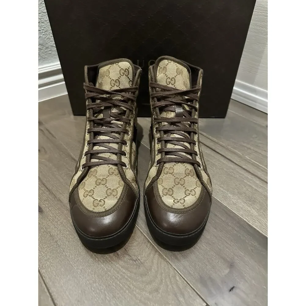 Gucci product pair